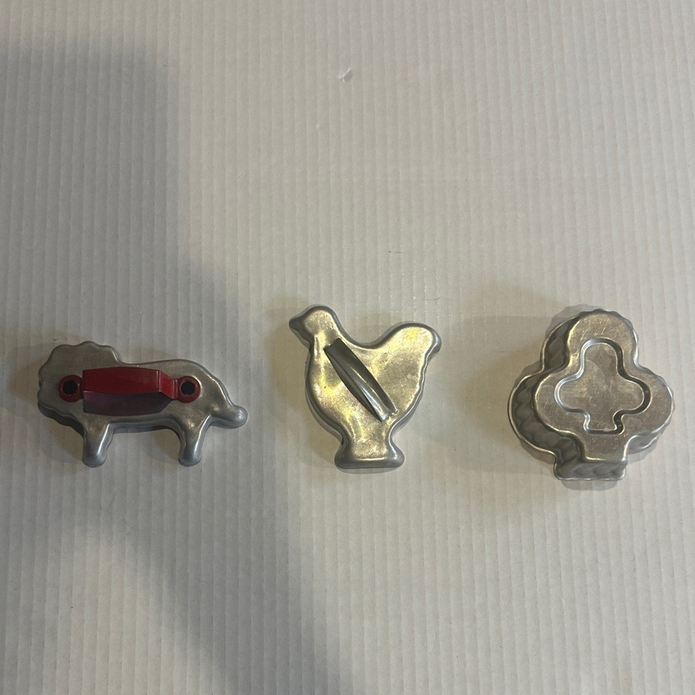 Set of 3 Vintage Metal Cookie Cutters Set of chicken lion and shamrock whimsical